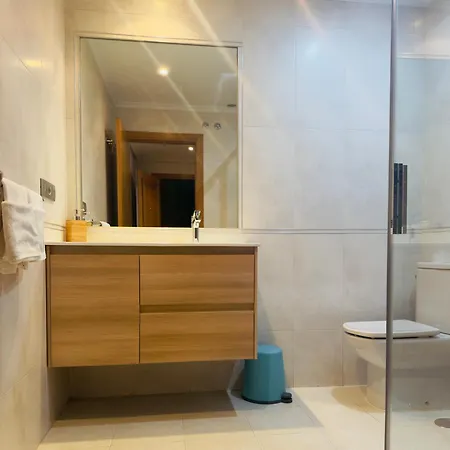 Apartament En Primera Linea De Playa Riazor *