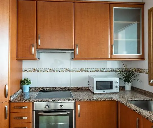 En Primera Linea De Playa Riazor Apartment